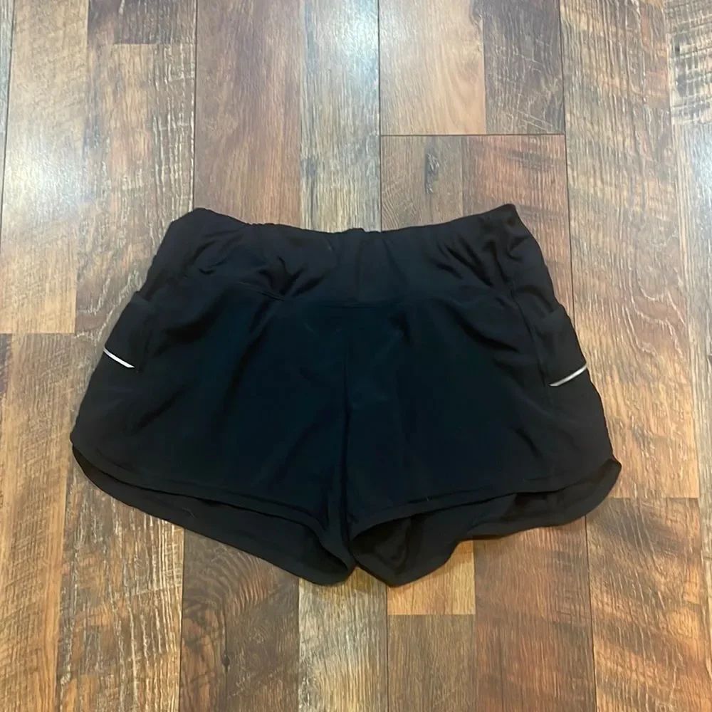 Athleta shorts S (6001)